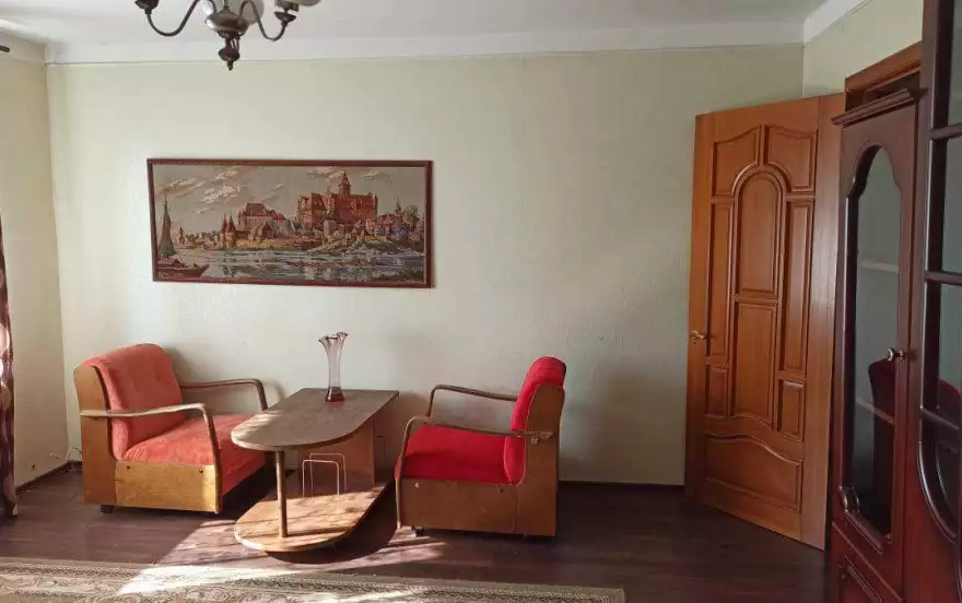Советской Армии улица, д.285