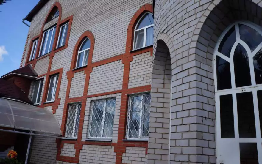 д.1