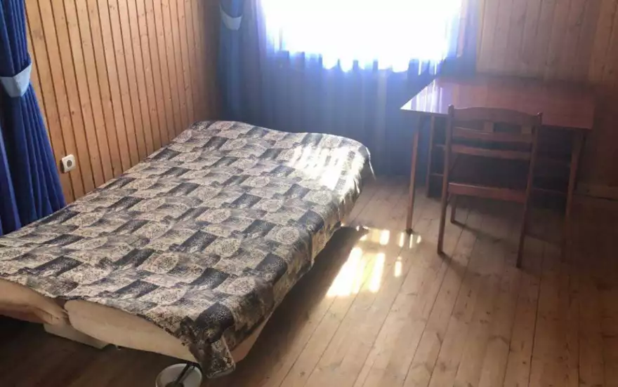 д.1