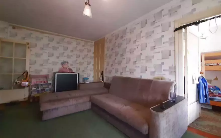 Дзержинского улица, 38