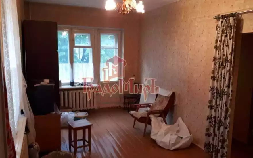 Школьная улица, 12