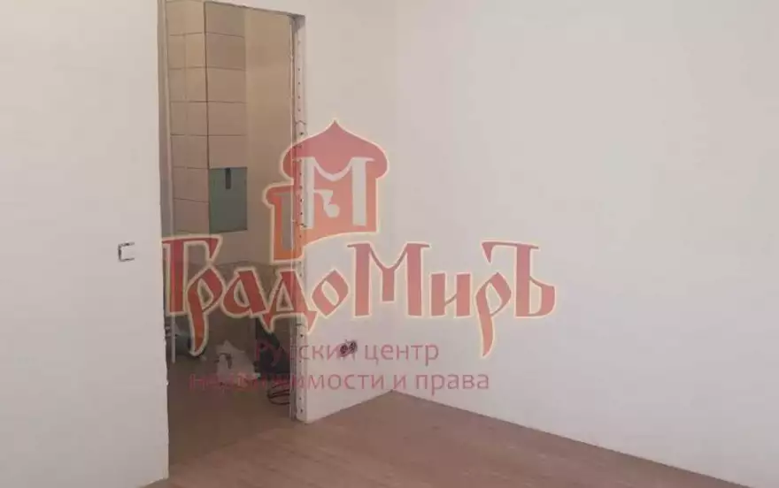 Репинская улица, 7