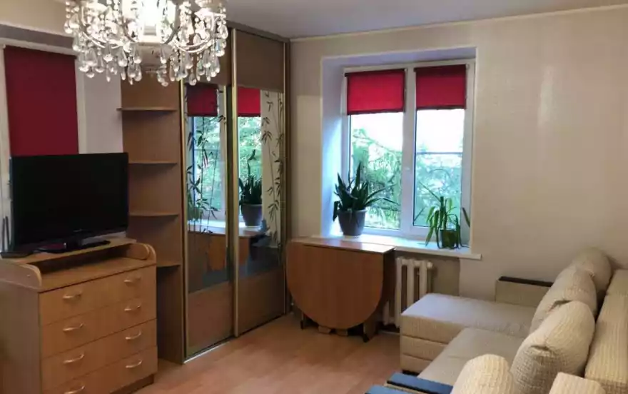 Шателена улица, 20