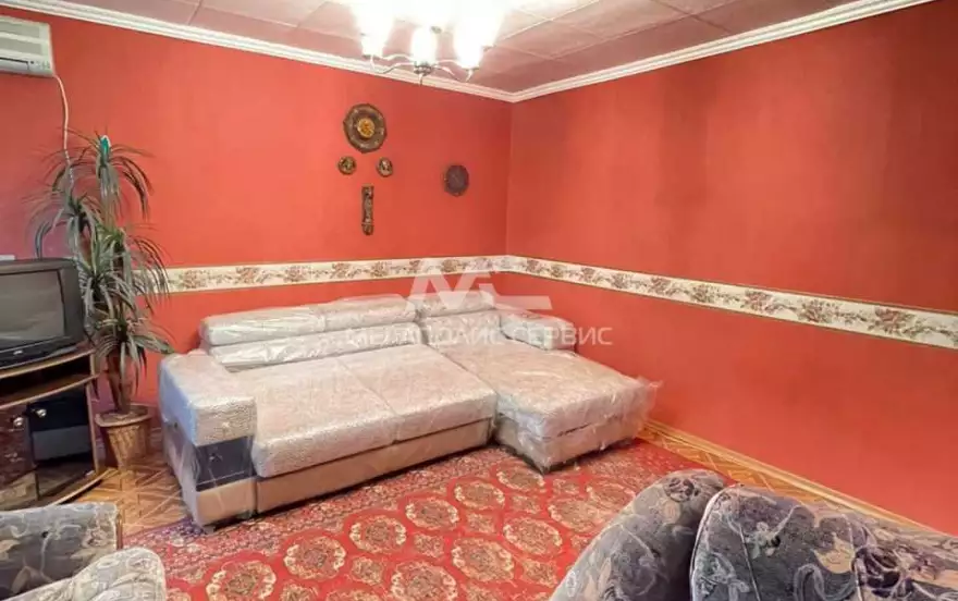 Депутатская улица, 8