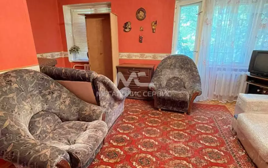 Депутатская улица, 8