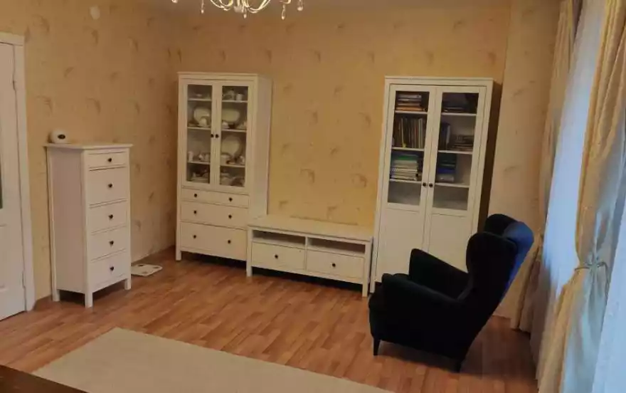 улица Судостроительная, 90