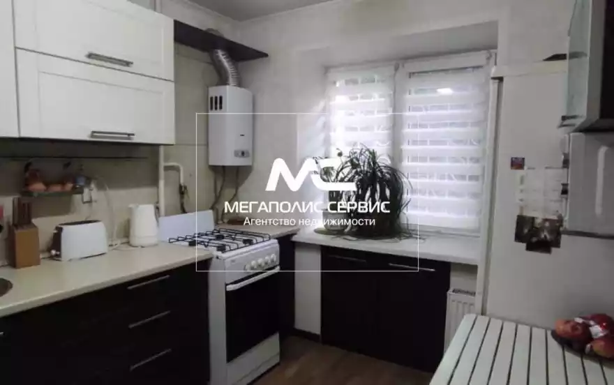 Октябрьская улица, 3