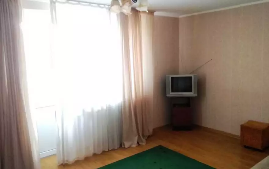 Автомобилистов улица, 1