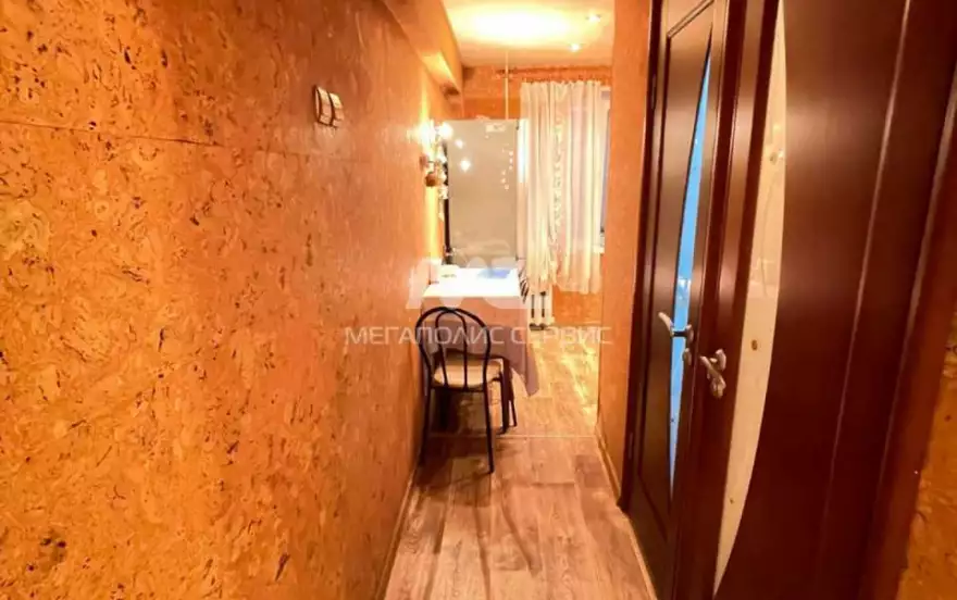 Бориса Алексеева улица, 1Б