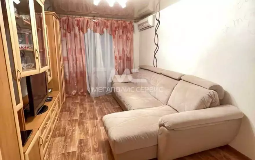 Бориса Алексеева улица, 1Б