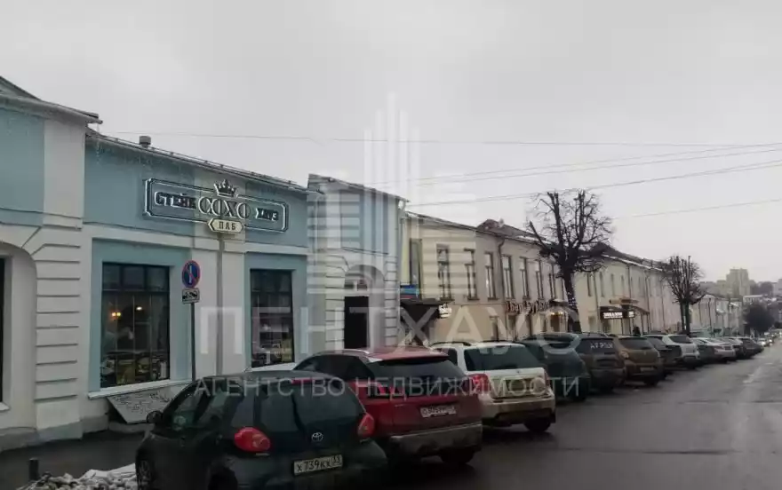 Девическая ул., 3