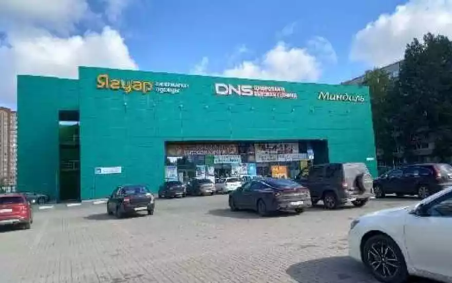 70 лет Октября, 56