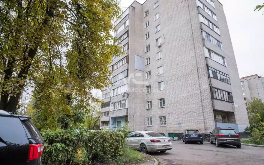 Восточная улица, 3