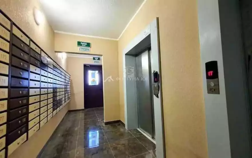 ул Владимирская, 142