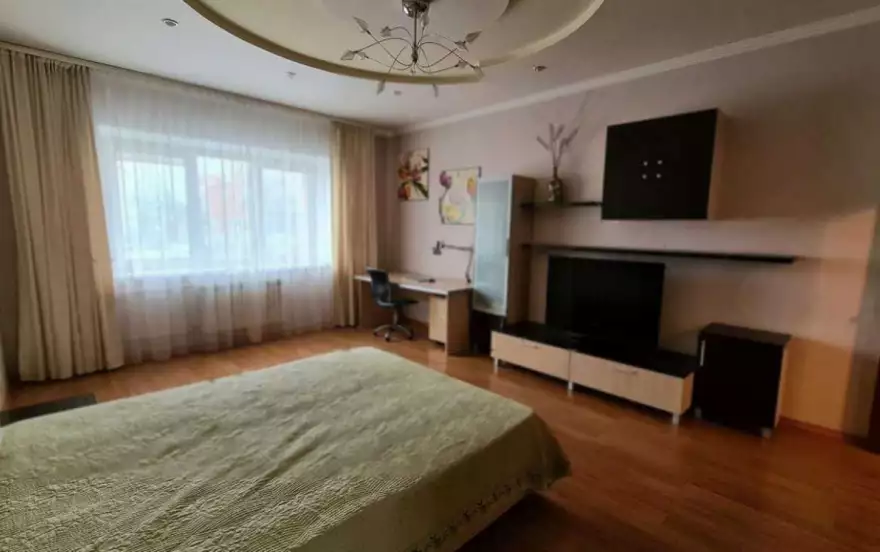 Елены Стасовой улица, д.25