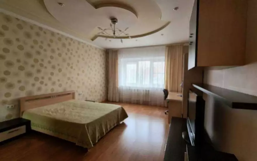 Елены Стасовой улица, д.25