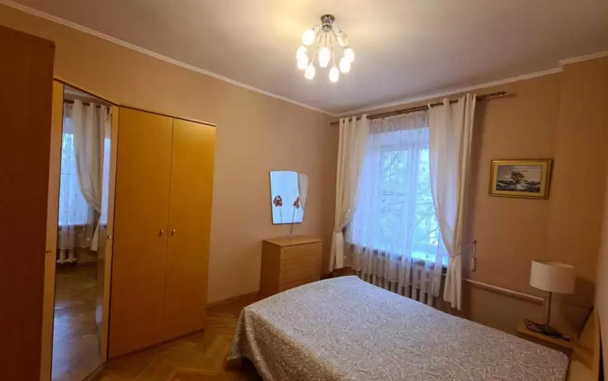 Верхняя Красносельская улица, 10