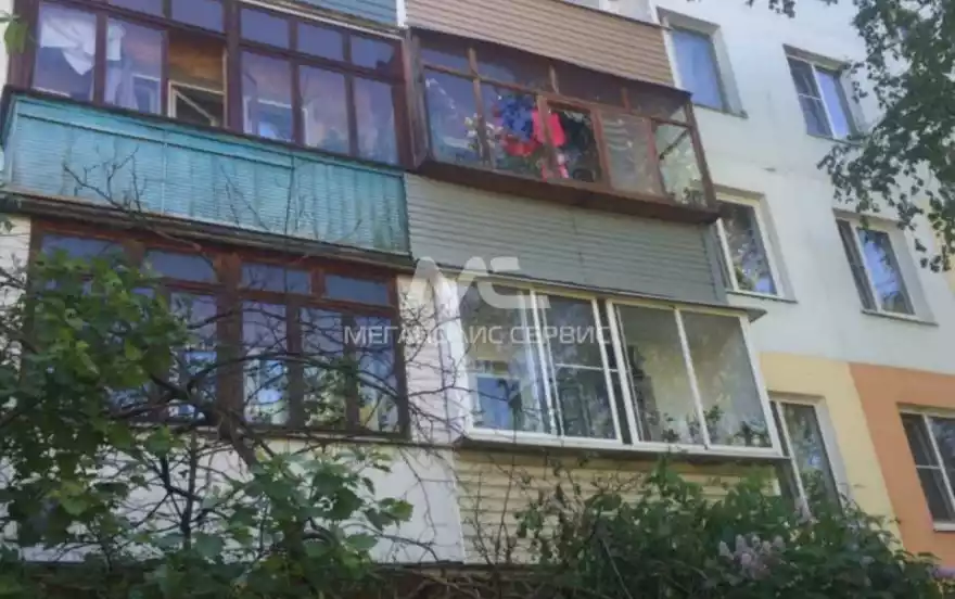 Школьная улица, 49