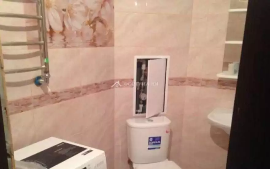 Лазурная улица, 10к1