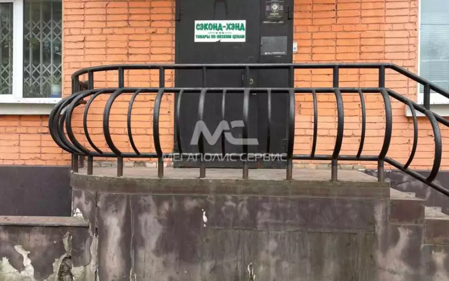 Маяковского улица, 2
