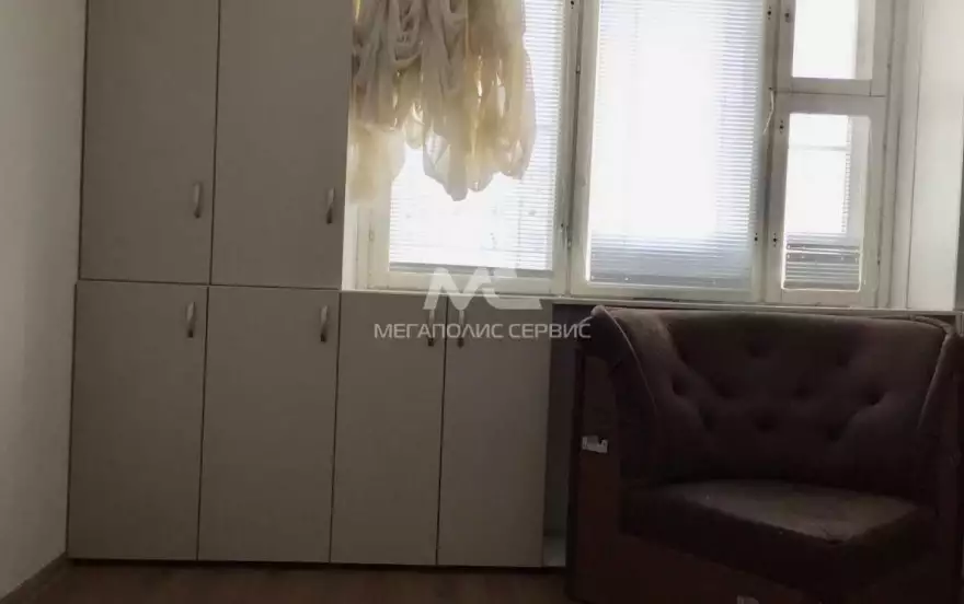 Самодеятельная улица, 10А