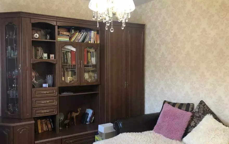 Газетная улица, 76