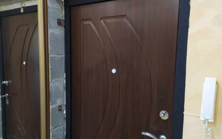 Безымянная улица, 12