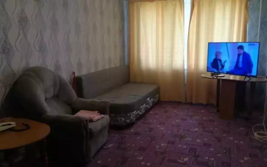 Автостроителей, 38