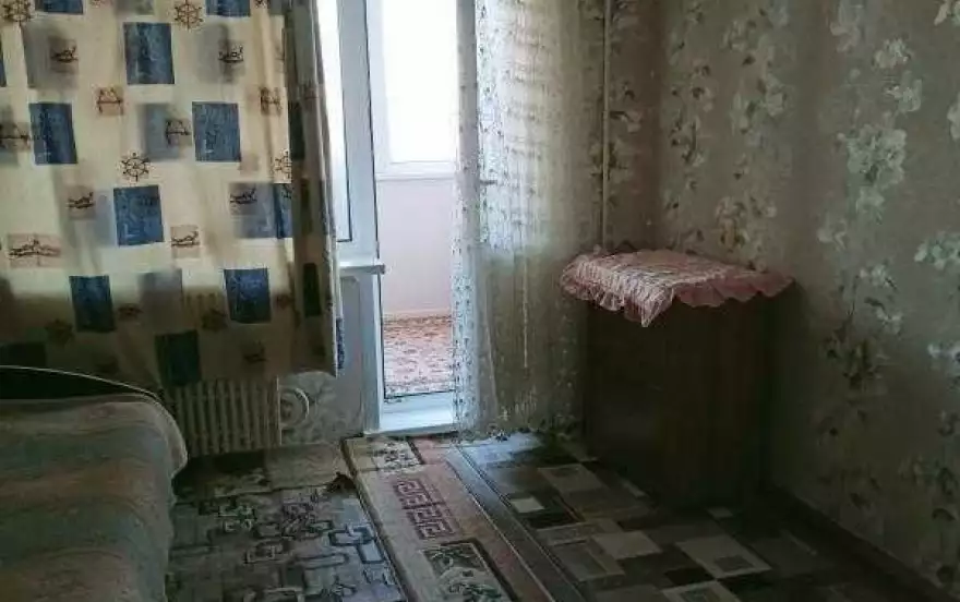 Автостроителей, 38
