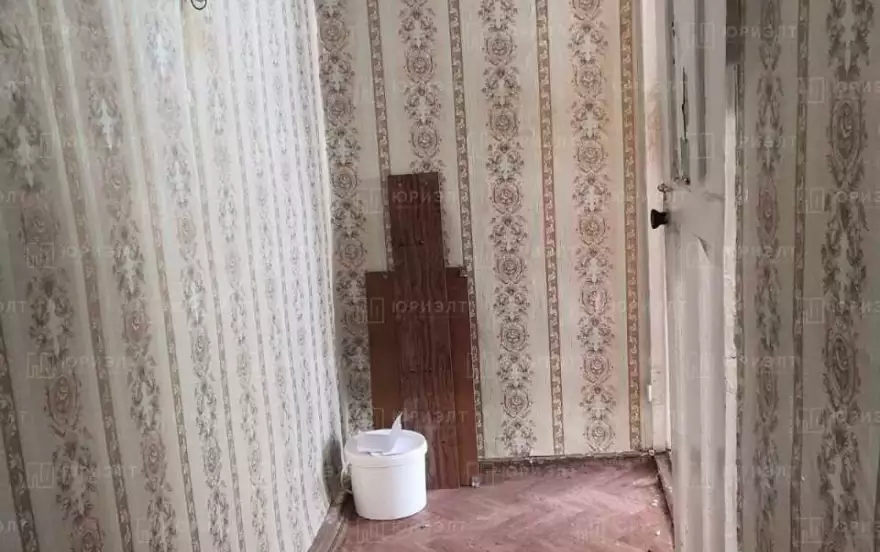Восточная улица, 12