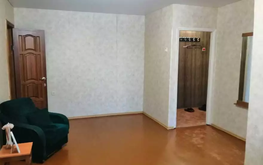 проспект Октября, 13