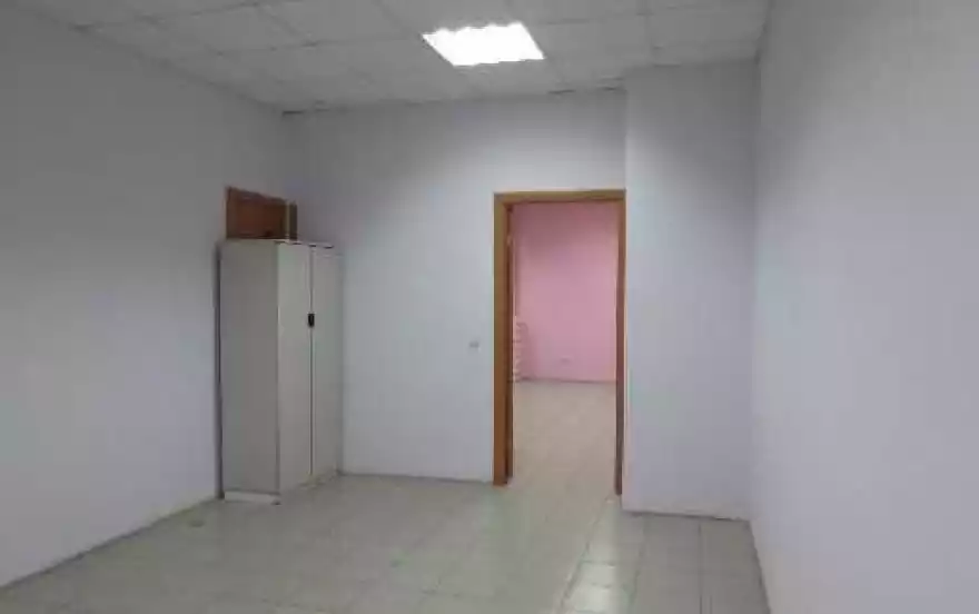 40 лет Победы, 22