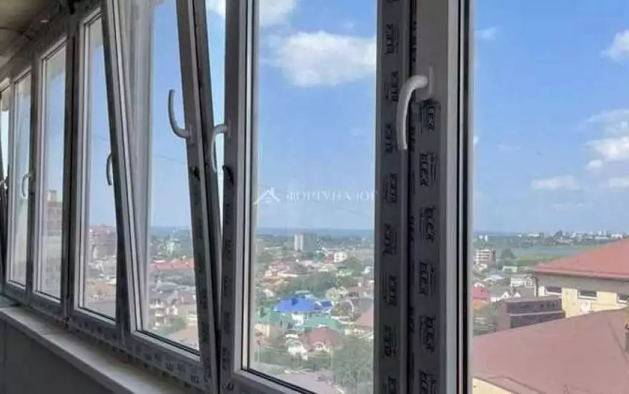 Крестьянская ул, 27