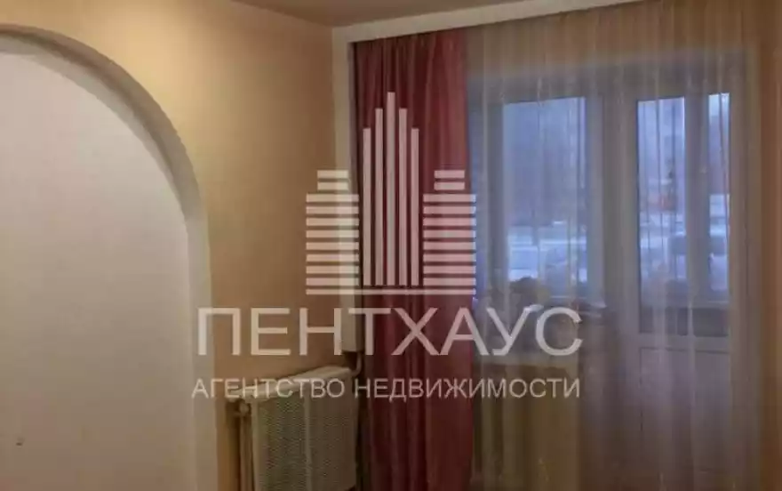 Комиссарова ул., 28