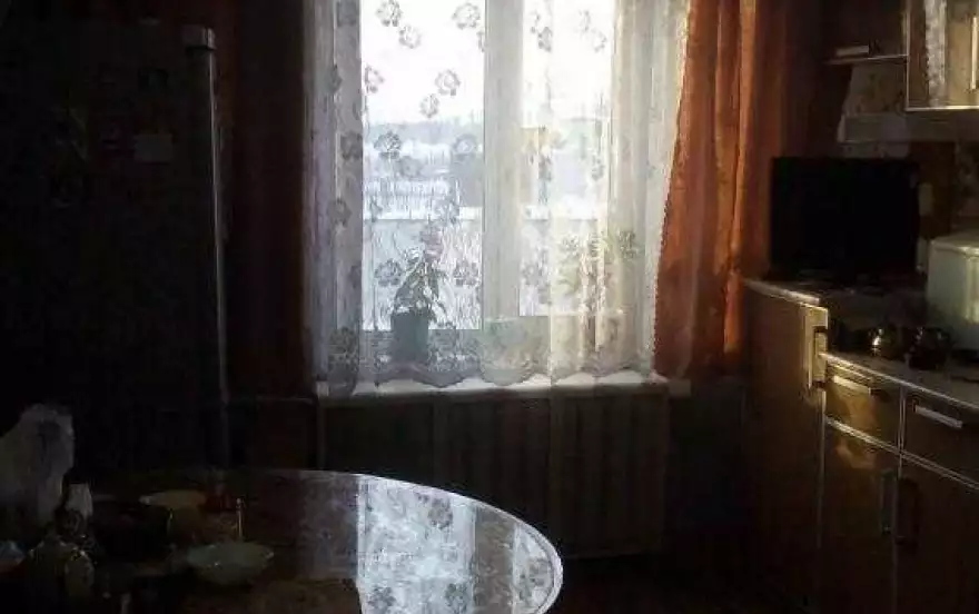 Первомайская, 12