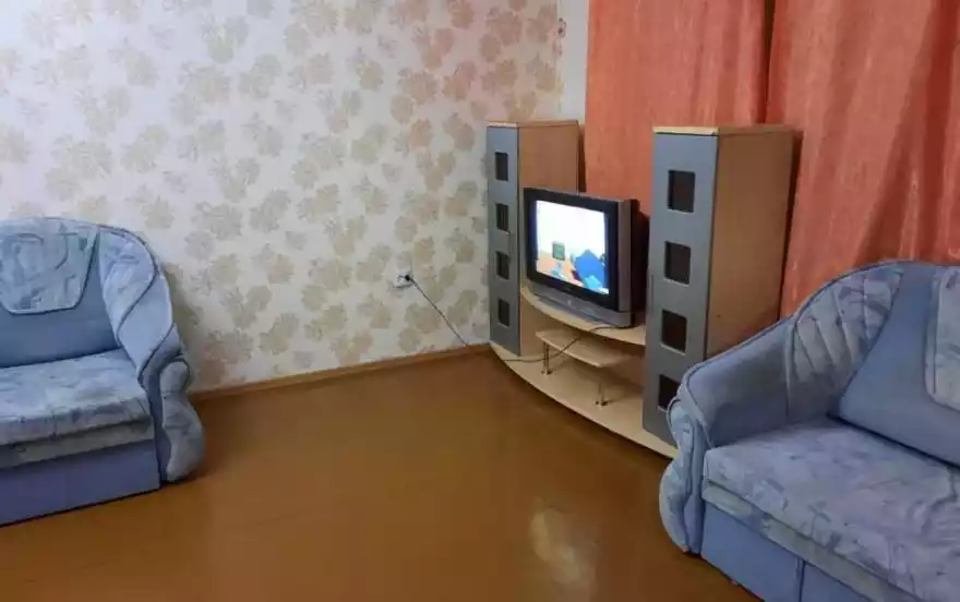 Молодёжная, 18