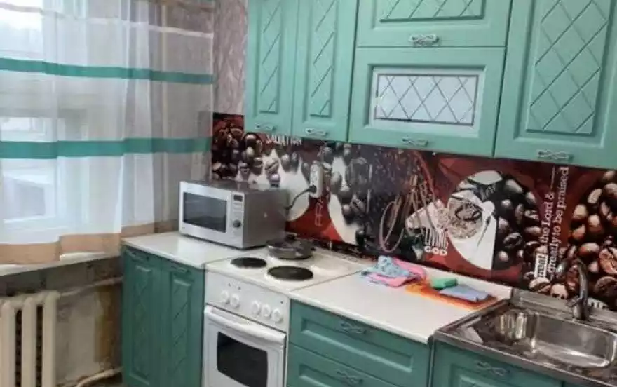 Карла Маркса, 3