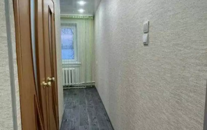 Романтиков, 8