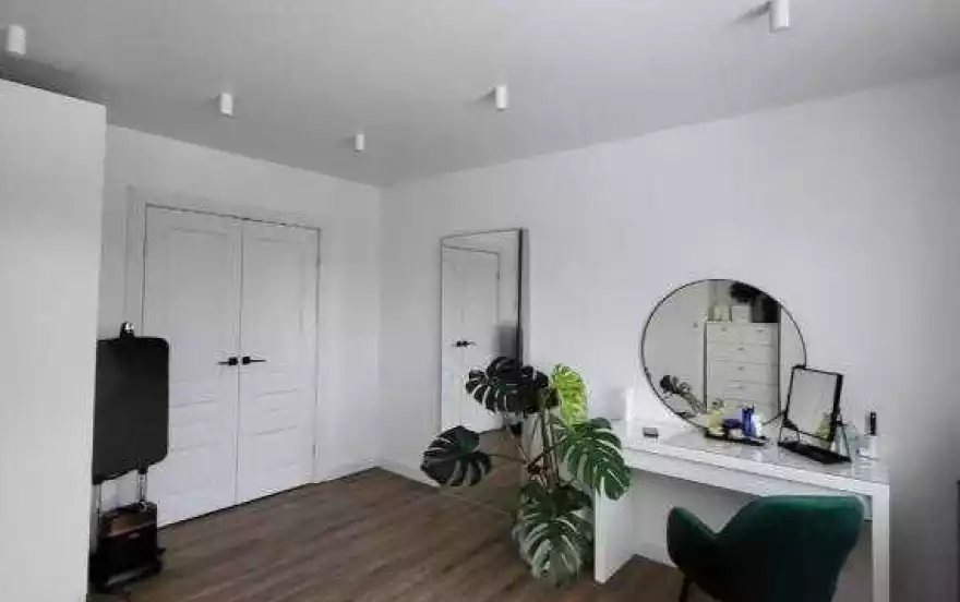 Дружбы Народов пр-кт, 27