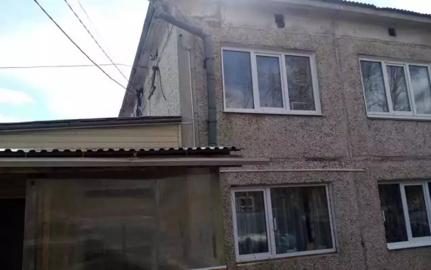 Кеульская, 13