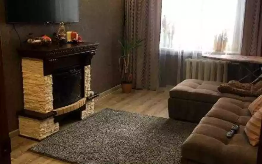 Молодёжная, 4