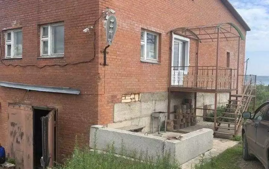 Братская, 21/1