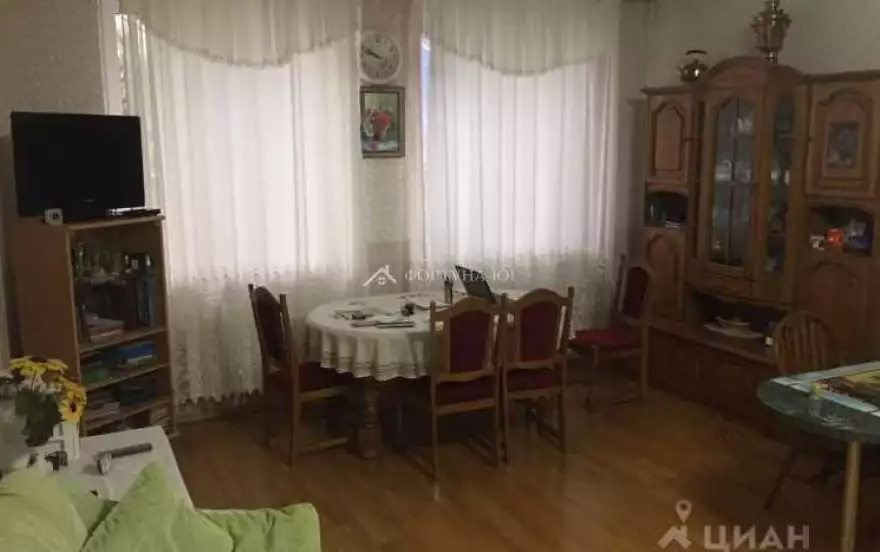 Крымская ул