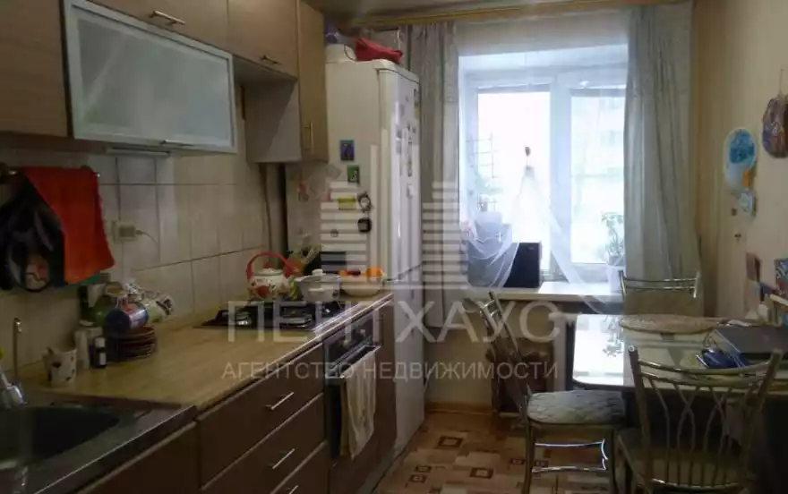 Сурикова ул., 15