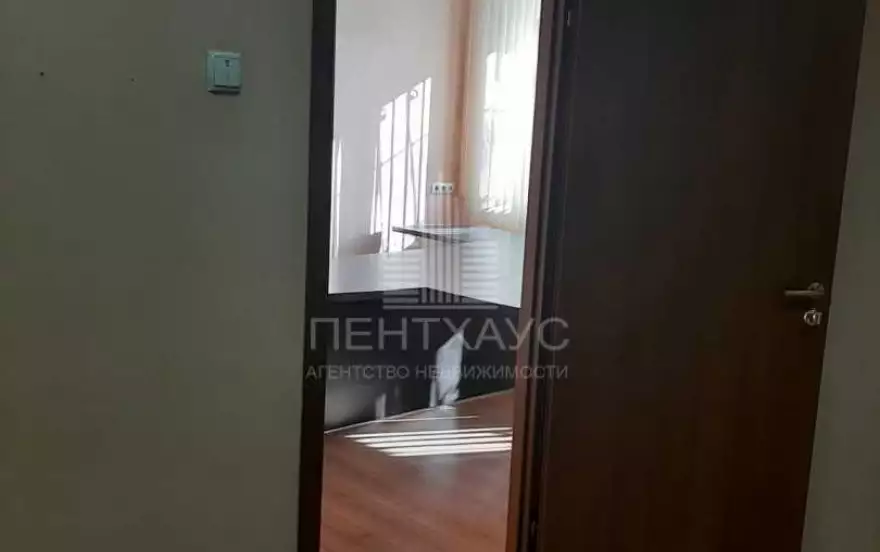 Коммунальный Спуск ул., 1