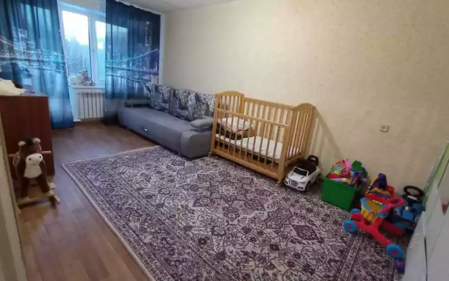 Мечтателей, 32