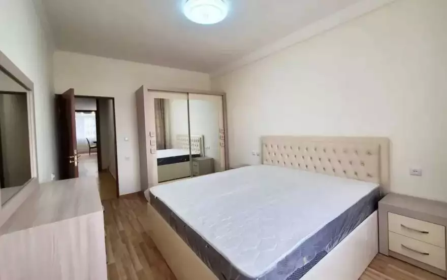 улица Ваграма Папазяна, 16Б