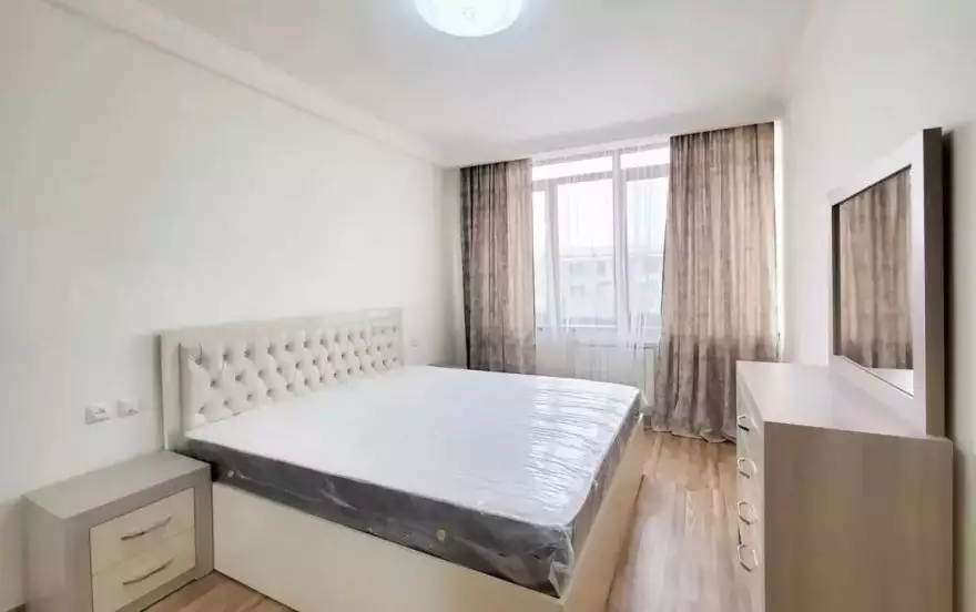 улица Ваграма Папазяна, 16Б