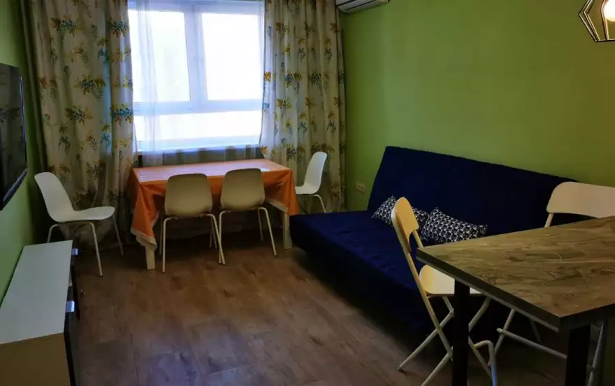 улица Энгельса, 95