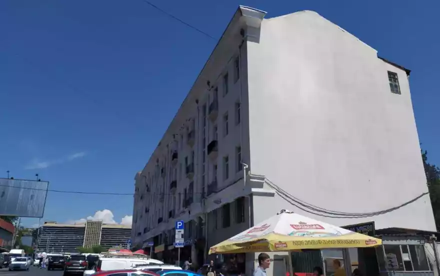 улица Тевдоре Мгвдели, 10